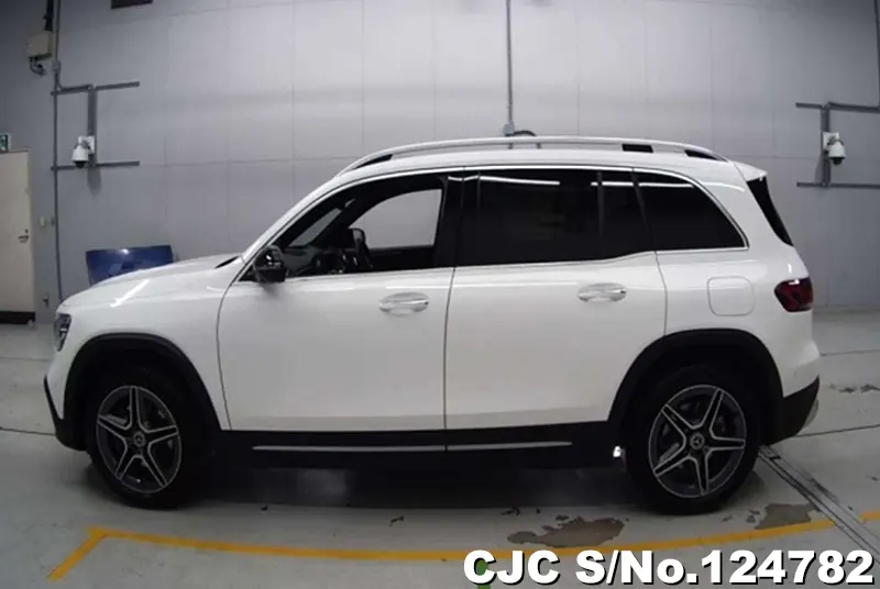 Mercedes Benz GLB Class in White for Sale Image 5
