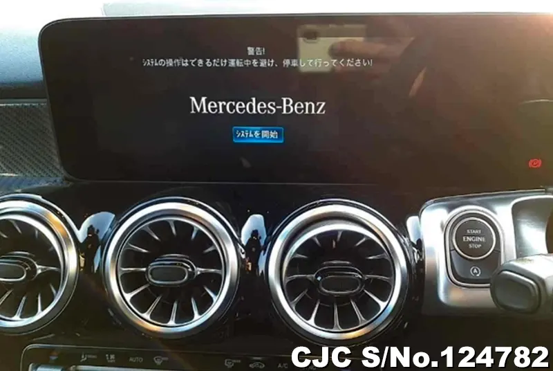 Mercedes Benz GLB Class in White for Sale Image 9