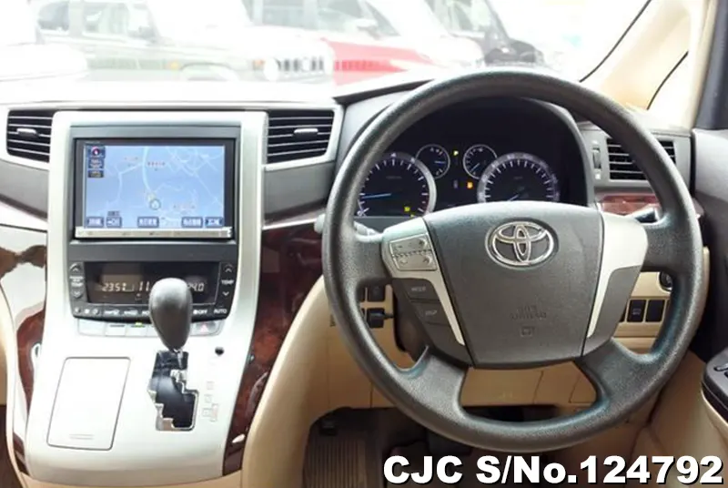 Toyota Alphard in White for Sale Image 13