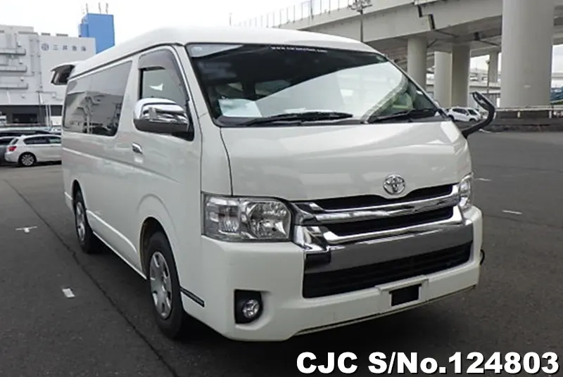 Toyota / Hiace 2014