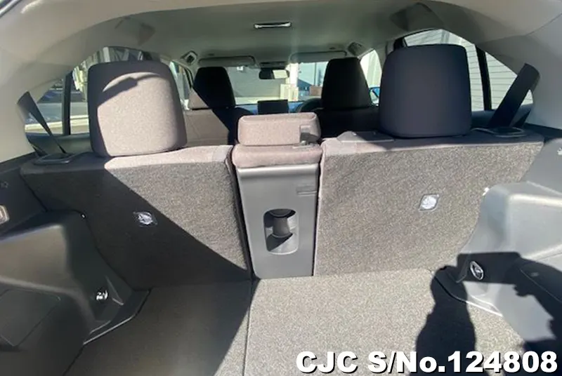 Toyota Yaris Cross in Pearl for Sale Image 8