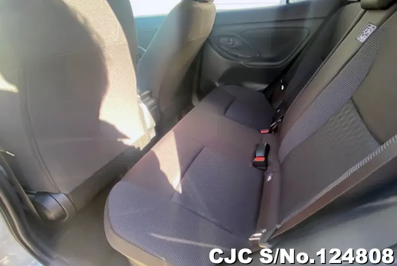 Toyota Yaris Cross in Pearl for Sale Image 13