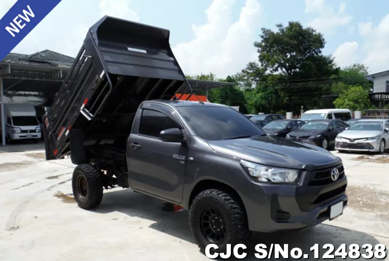 Toyota Hilux in Gray for Sale Image 0