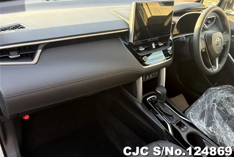 Toyota Corolla Cross in White for Sale Image 4