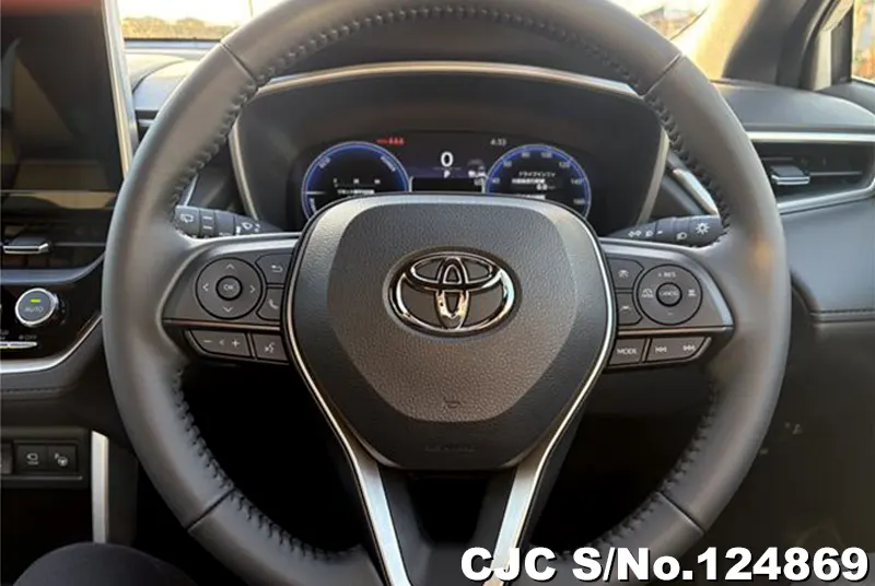 Toyota Corolla Cross in White for Sale Image 8