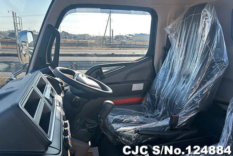 2025 Mitsubishi / Canter Stock No. 124884