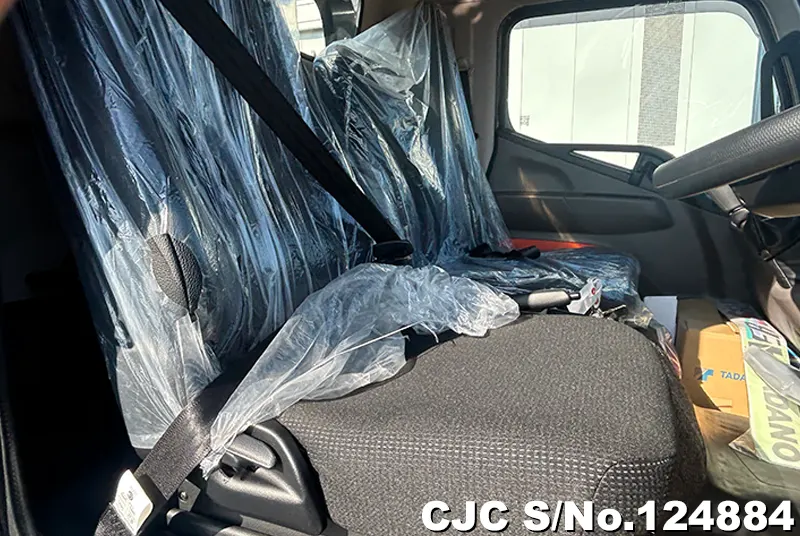 2025 Mitsubishi / Canter Stock No. 124884