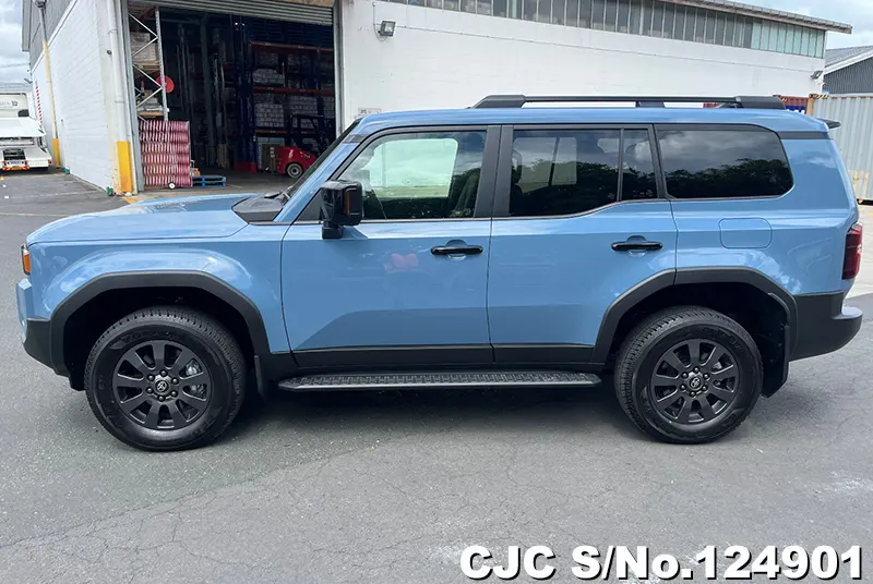 Toyota Land Cruiser 250 in Blue for Sale Image 5