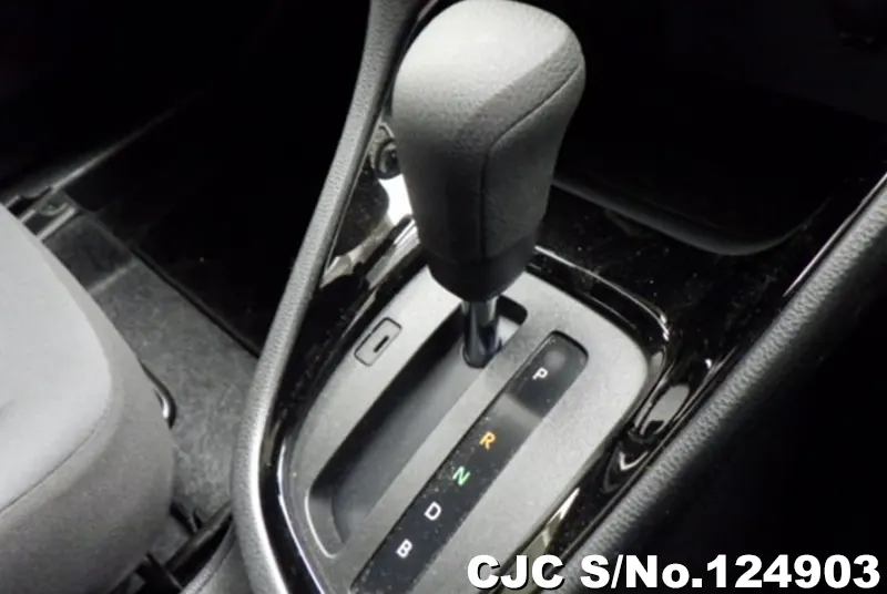 2022 Toyota / Yaris Stock No. 124903