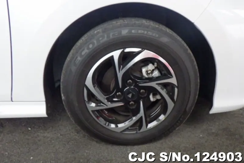 2022 Toyota / Yaris Stock No. 124903