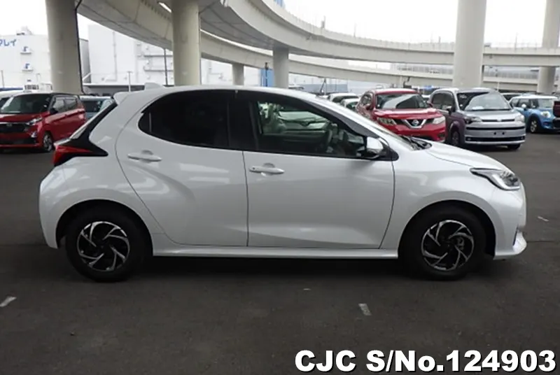 2022 Toyota / Yaris Stock No. 124903