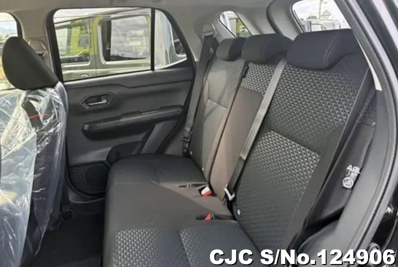 Toyota Raize in Black for Sale Image 7