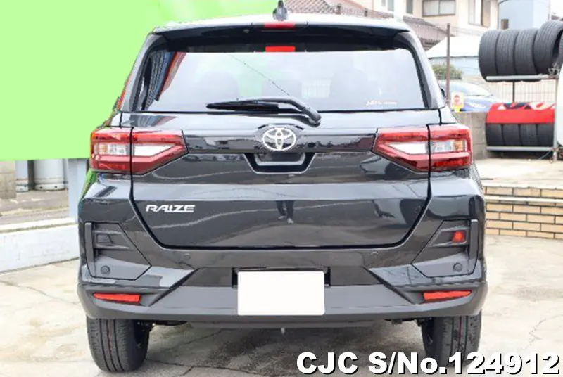 Toyota Raize in Black for Sale Image 5