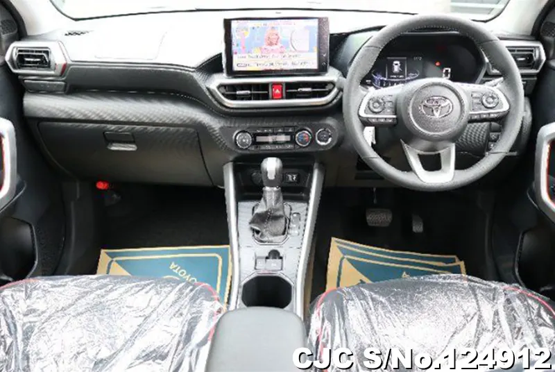 Toyota Raize in Black for Sale Image 6