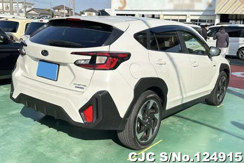 Subaru Crosstrek in White for Sale Image 2