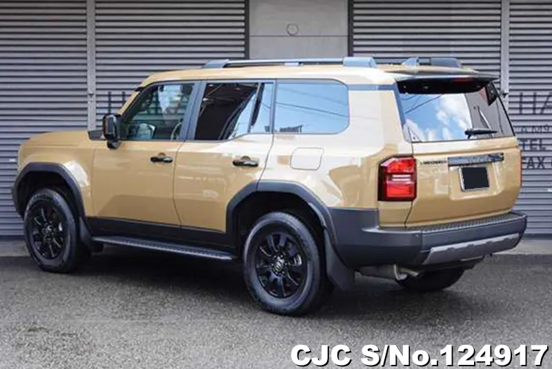Toyota Land Cruiser 250 in Sand x Light Gray for Sale Image 1