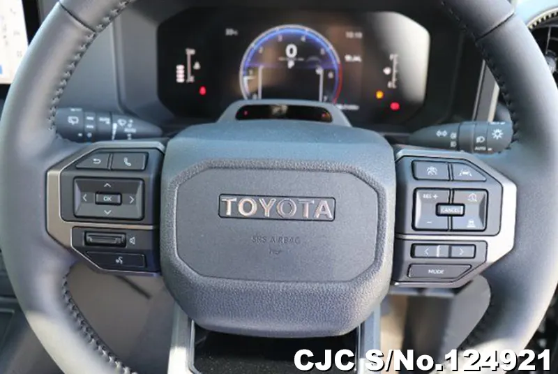 Toyota Land Cruiser 250 in Black for Sale Image 8