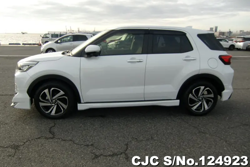 2021 Toyota / Raize Stock No. 124923