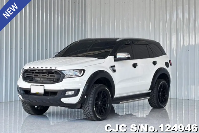 Ford Everest in White for Sale Image 3