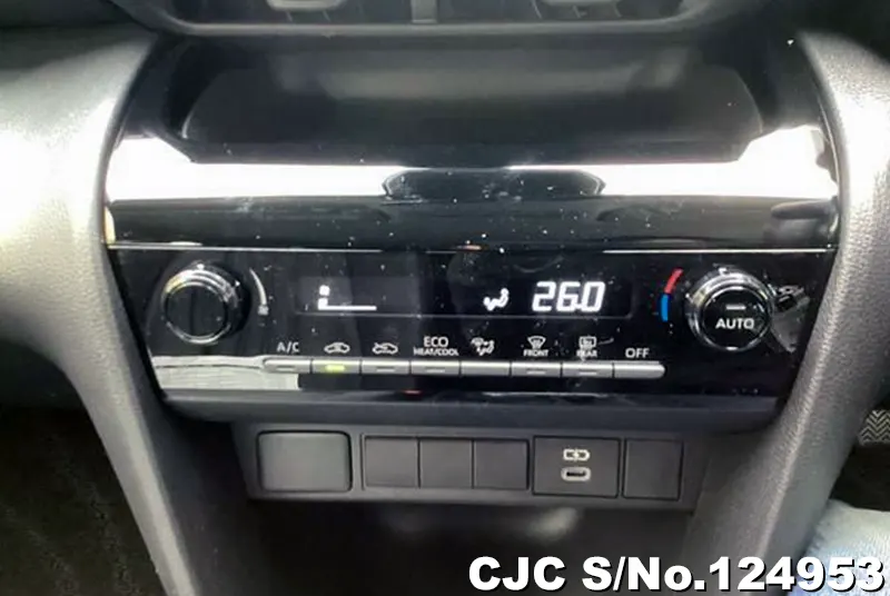 Toyota Yaris Cross in Blue for Sale Image 3