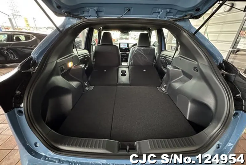 Toyota Yaris Cross in Blue for Sale Image 8