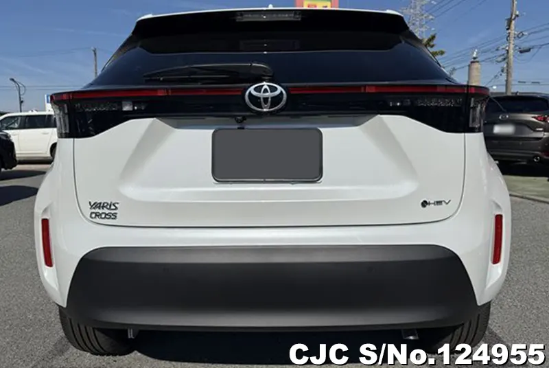 Toyota Yaris Cross in Pearl for Sale Image 4