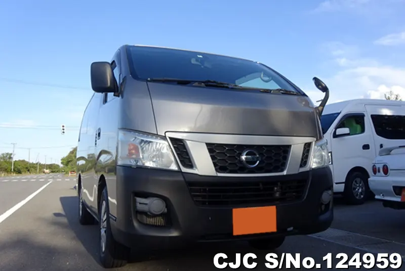 Nissan / Caravan 2014