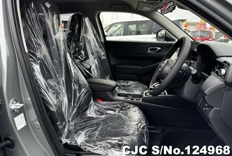 Honda Vezel in Gray for Sale Image 10