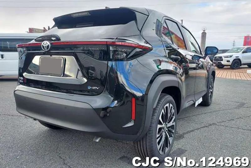 Toyota Yaris Cross in Black for Sale Image 2