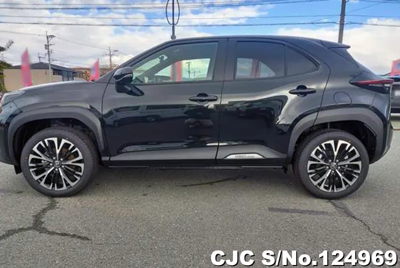 Toyota Yaris Cross in Black for Sale Image 7