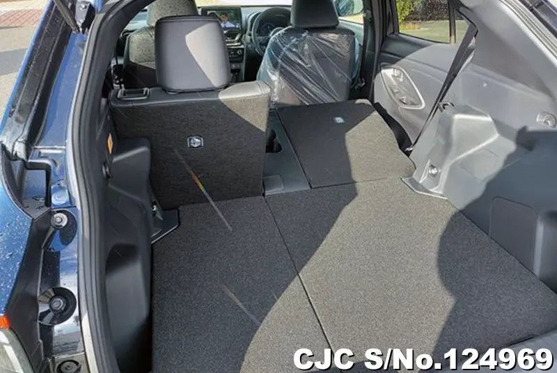 Toyota Yaris Cross in Black for Sale Image 8