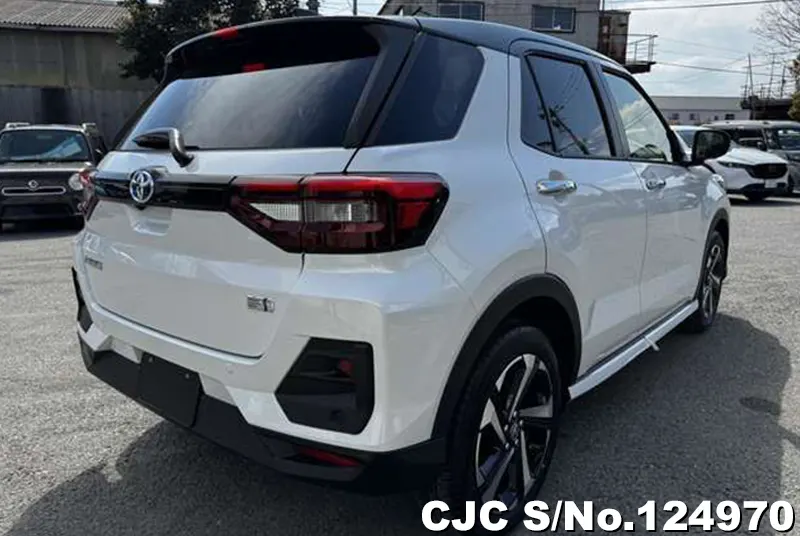 Toyota Raize in White for Sale Image 1