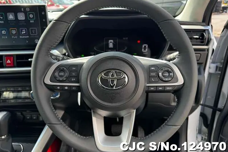 Toyota Raize in White for Sale Image 12