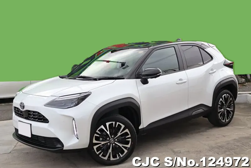 Toyota Yaris Cross in Pearl for Sale Image 3