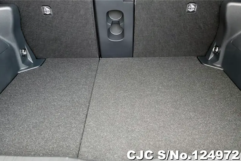 Toyota Yaris Cross in Pearl for Sale Image 6