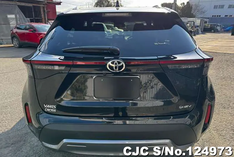 Toyota Yaris Cross in Black for Sale Image 5