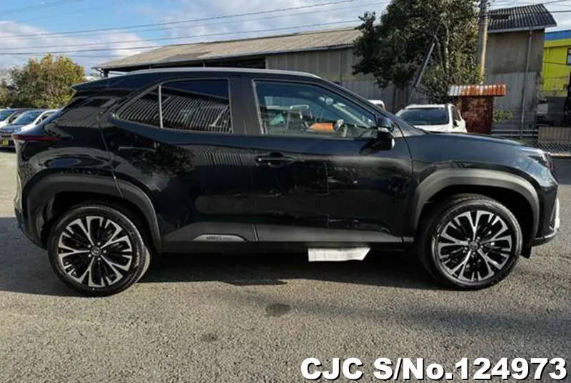 Toyota Yaris Cross in Black for Sale Image 6