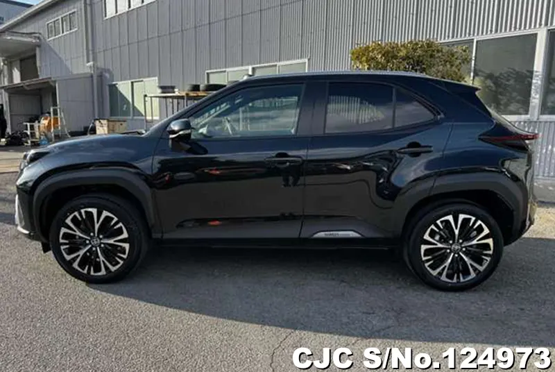 Toyota Yaris Cross in Black for Sale Image 7