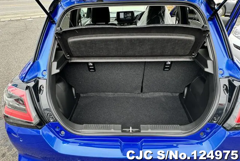 Suzuki Swift in Blue for Sale Image 3