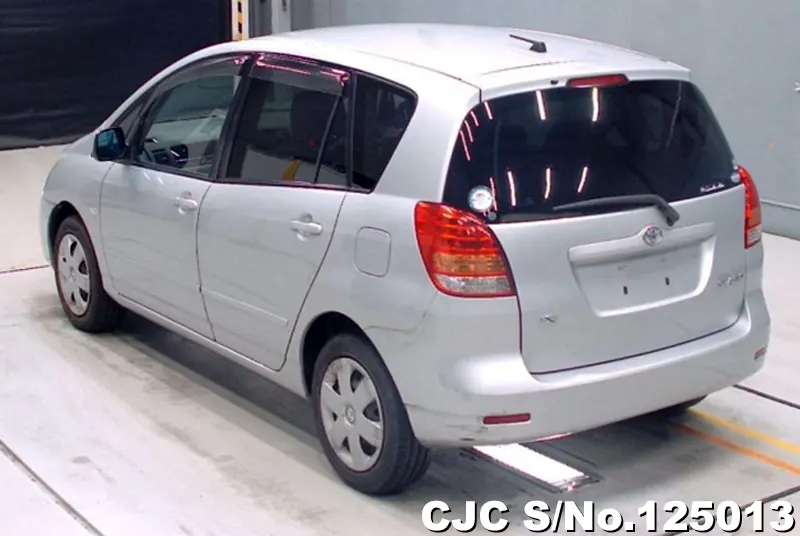 Toyota Spacio in Silver for Sale Image 2