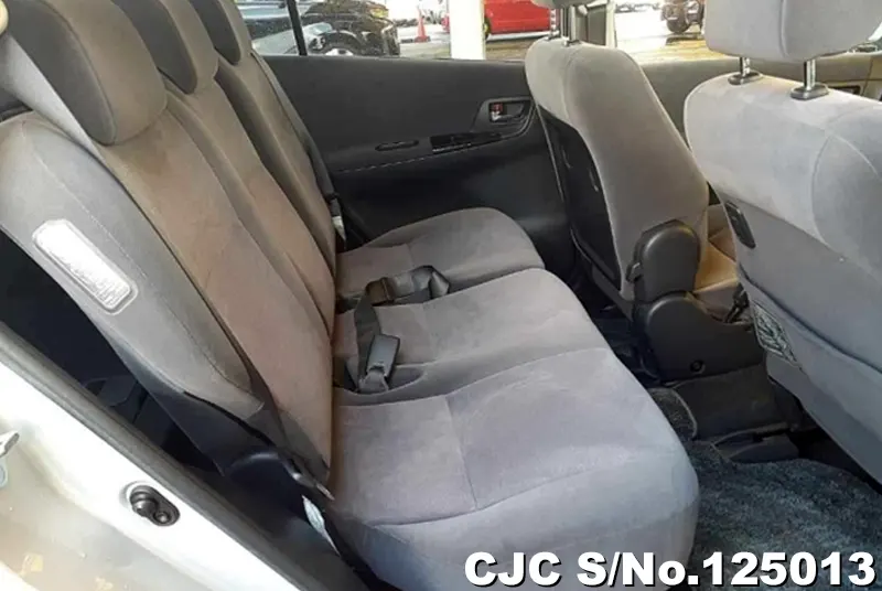 Toyota Spacio in Silver for Sale Image 8
