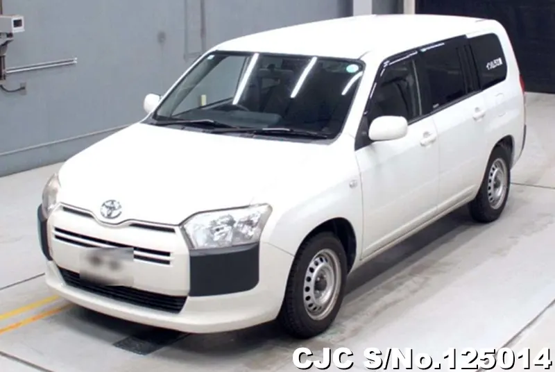 Toyota Probox in White for Sale Image 2