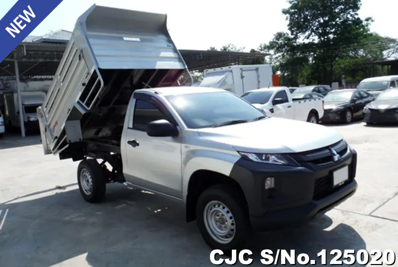 Mitsubishi / Triton 2023