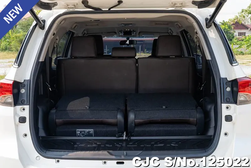 Toyota Fortuner in White for Sale Image 7