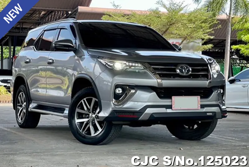 Toyota / Fortuner 2020