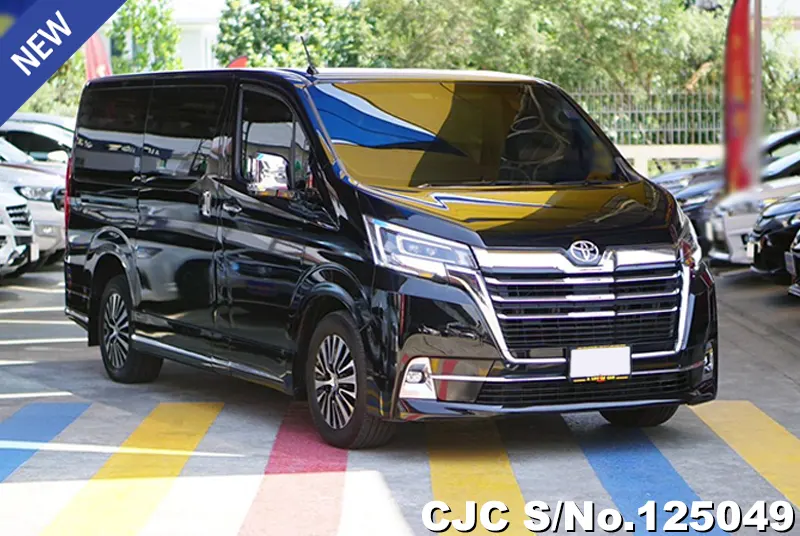 Toyota / Majesty 2019