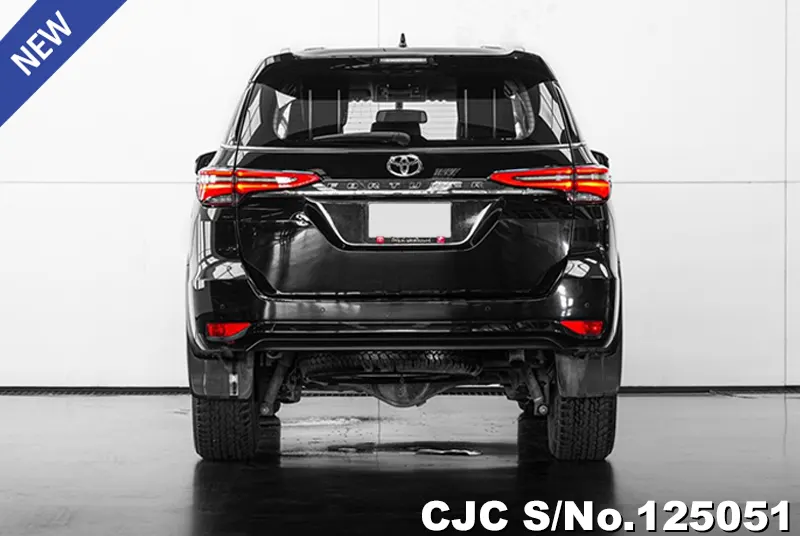 Toyota Fortuner in Black for Sale Image 5