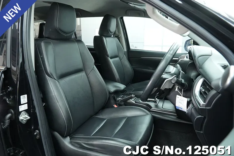 Toyota Fortuner in Black for Sale Image 8