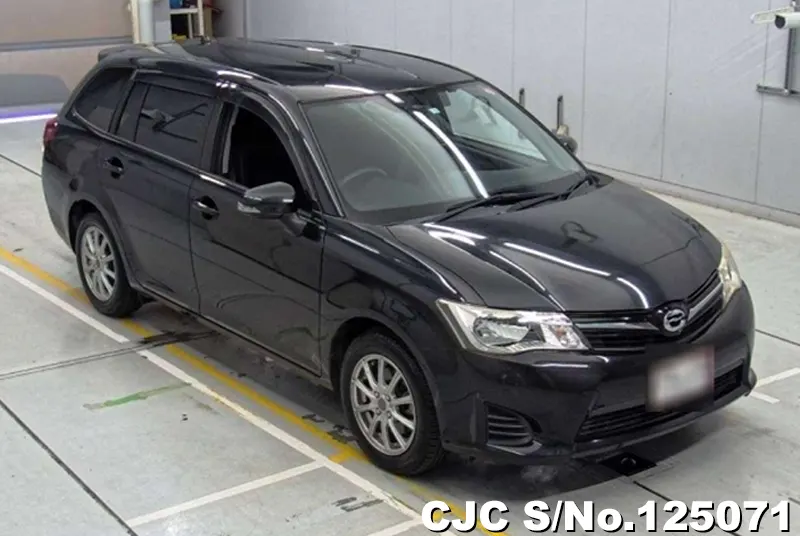 Toyota / Corolla Fielder 2014