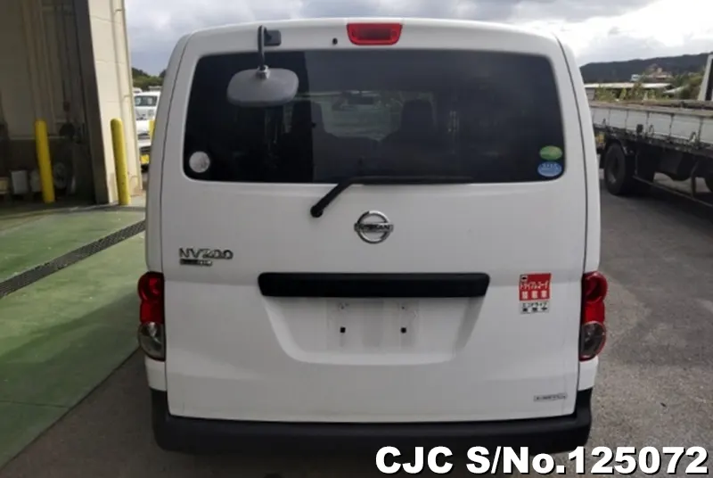 Nissan NV200 in White for Sale Image 4